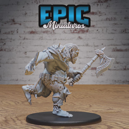 Bugbear Raider #4960-#4962 | Epic Miniatures | D&D Tabletop Minis