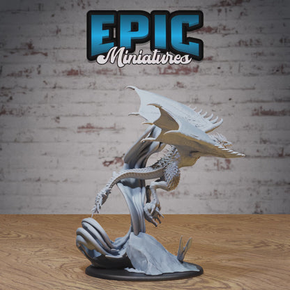 Demise Wyvern #4884-#4886 by Epic Miniatures | D&D Tabletop Miniatures